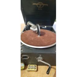Columbia grafonola No 109A