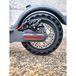 D8 PRO Electric Scooter 350W 7.8AH Free BOXED NEW Delivery Or Collect
