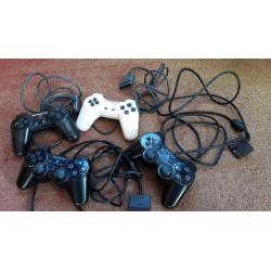 4 x controllers, 2 of which are Sony