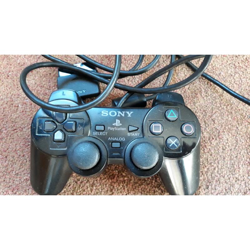 4 x controllers, 2 of which are Sony