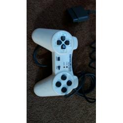 4 x controllers, 2 of which are Sony