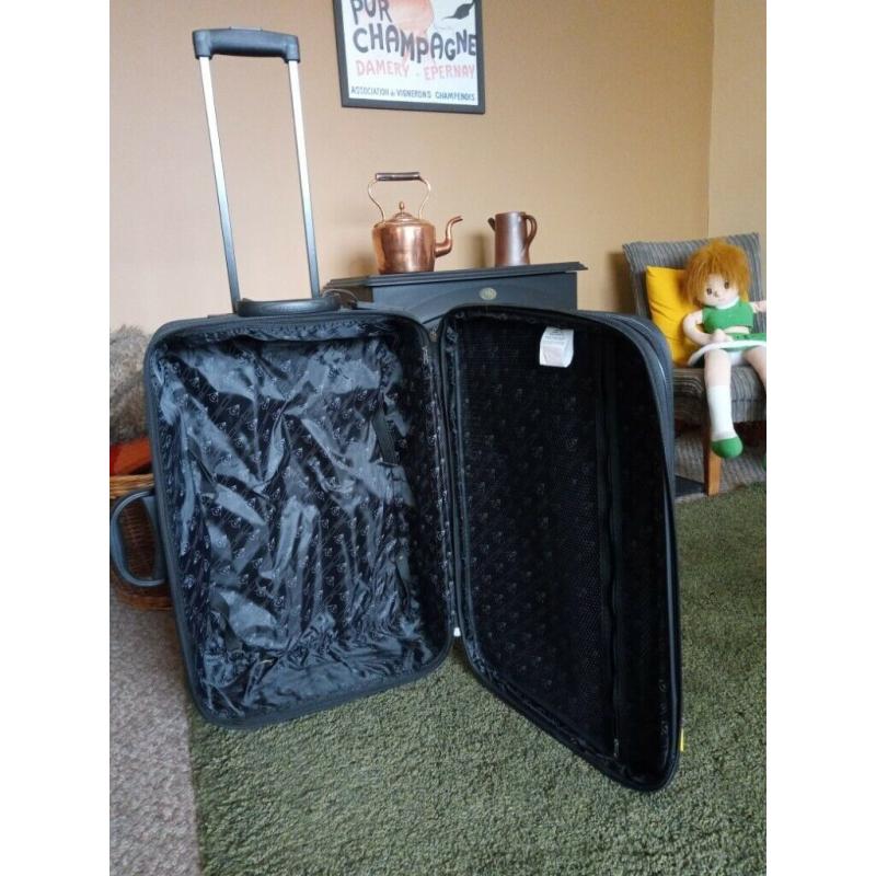Medium Suitcase