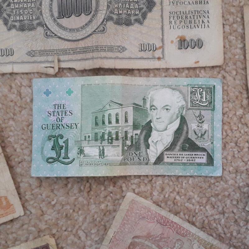 Guernsey + 9 other old banknotes (see my other ads for coins)