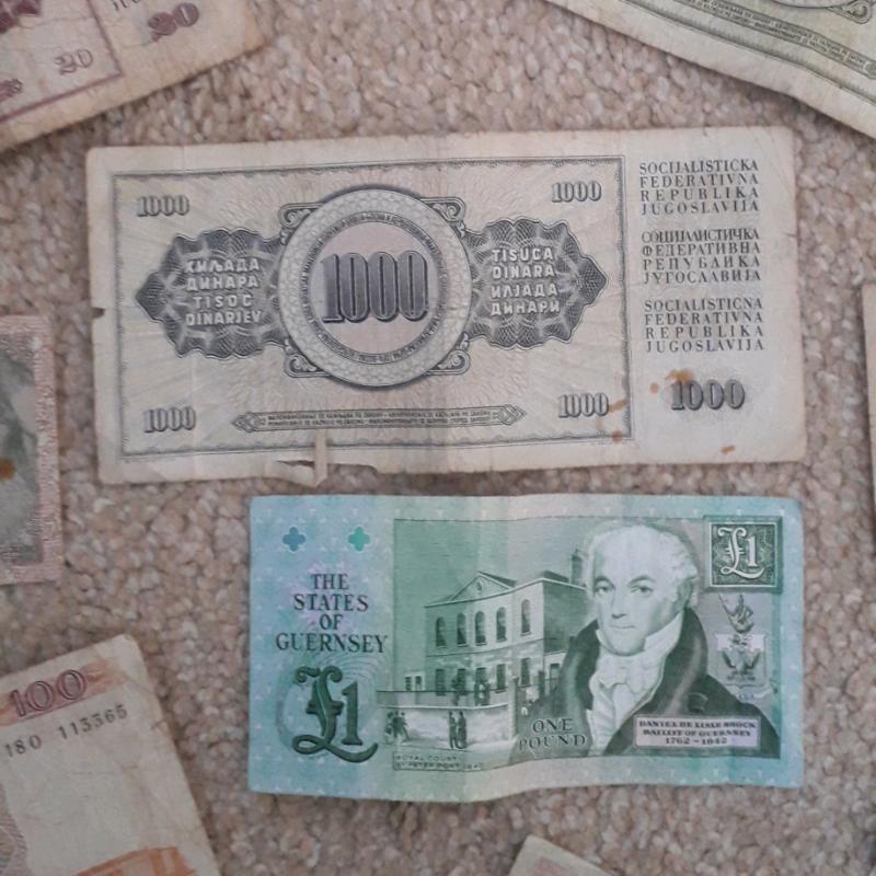Guernsey + 9 other old banknotes (see my other ads for coins)