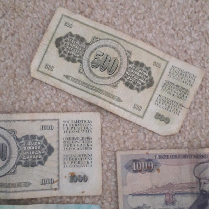 Guernsey + 9 other old banknotes (see my other ads for coins)