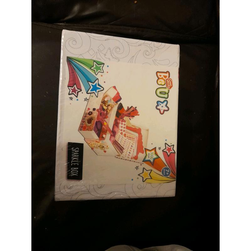BRAND NEW, sparkle box