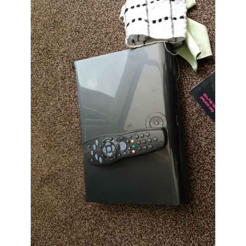 Sky HD box 2TB and Sky HD Box 1 TB Plus remotes