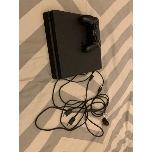 PS4 Slim