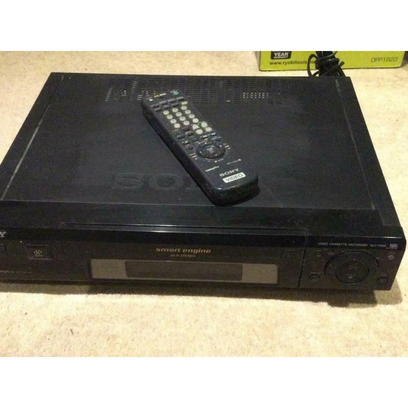 Sony SLV-900 video recorder