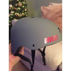 SkateHut - Invert Skate/Scooter Helmet