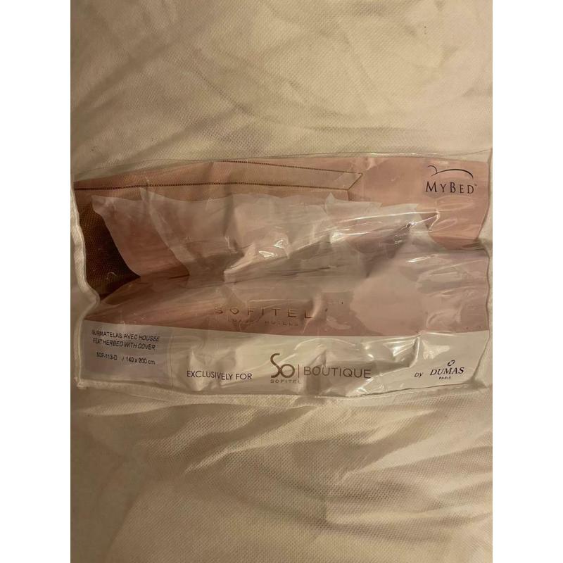 Sofitel featherbed / mattress topper with cover (standard double size)