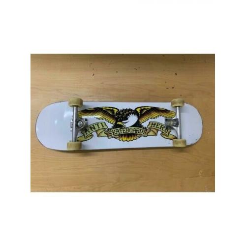 Anti Hero skateboard