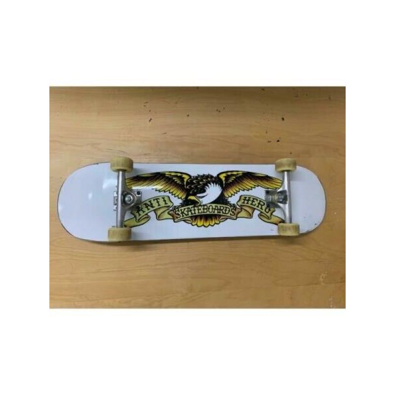 Anti Hero skateboard