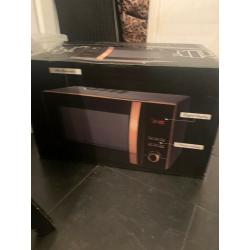 Brand new Brooklyn Collection Microwave