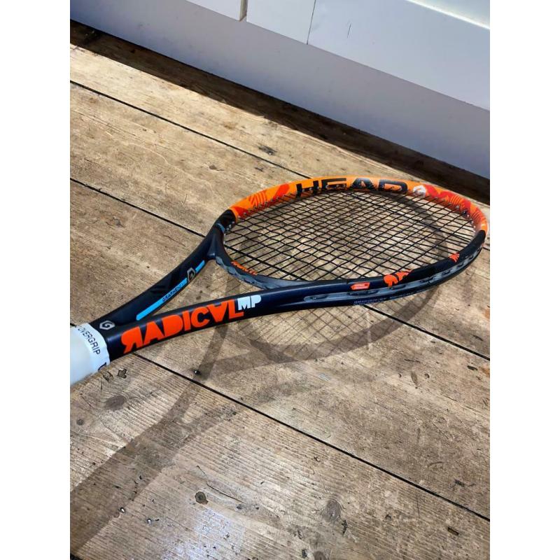 Head Radical MP Graphene XT tennis racket