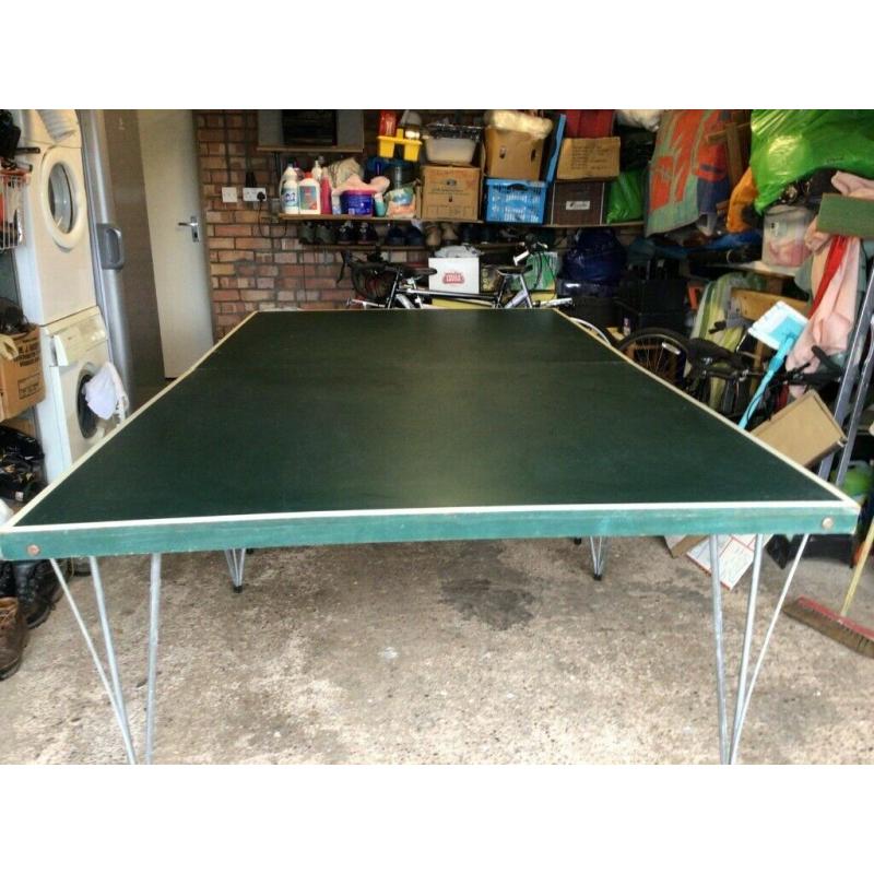 Dunlop Table Tennis Table