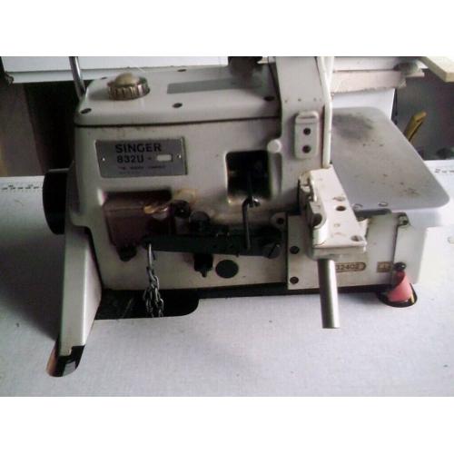 SINGER OVERLOCKER INDUSTRAIL 4 THREAD(TWIN) NEEDLE OVERLOCKER COMPLE WITH TABLE & MOTOR