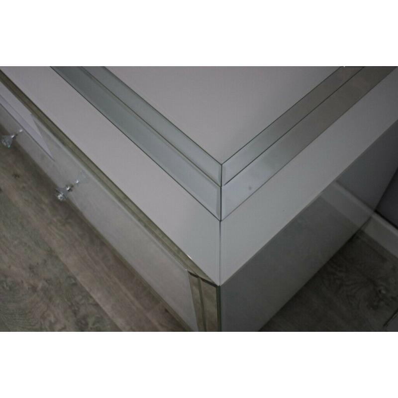Brianna White Glass Larg TV Unit BRAND NEW