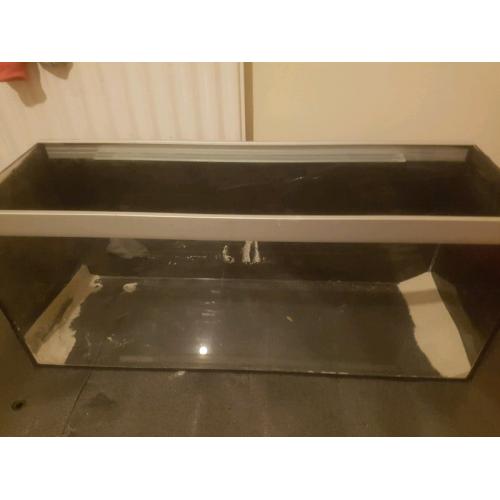 Fish tank 3ft