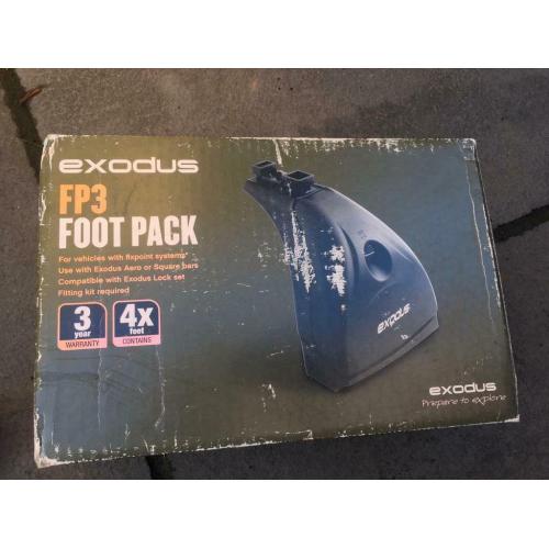 Exodus FP3 Roof Bars and foot pack.