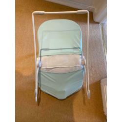 Mamas & Papas baby bouncer with vibration function