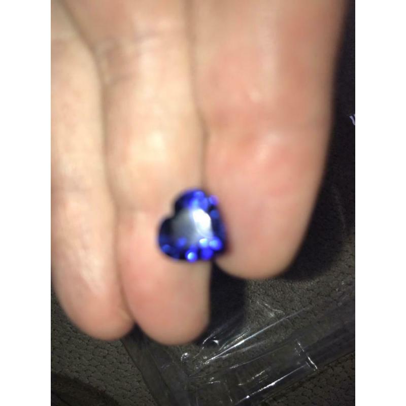 New Stunning Heart Shaped 5.5ct Natural Tanzanite