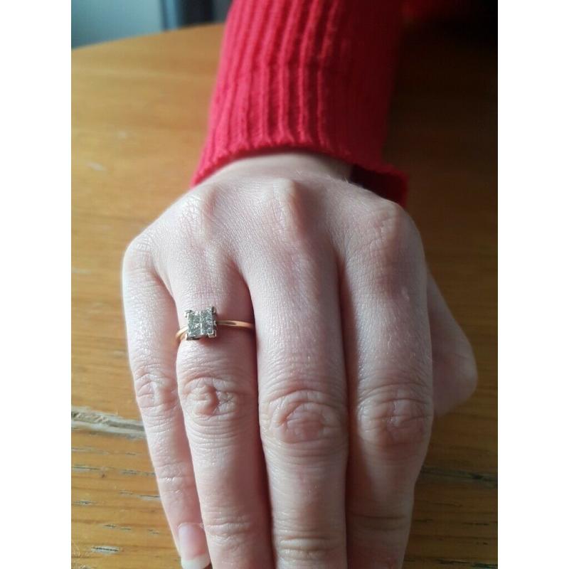 Diamond 18ct yellow gold ring