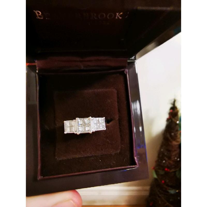 18ct White Gold 1ct Princess Diamond ring