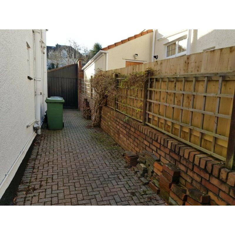 Brick pavers circa 800