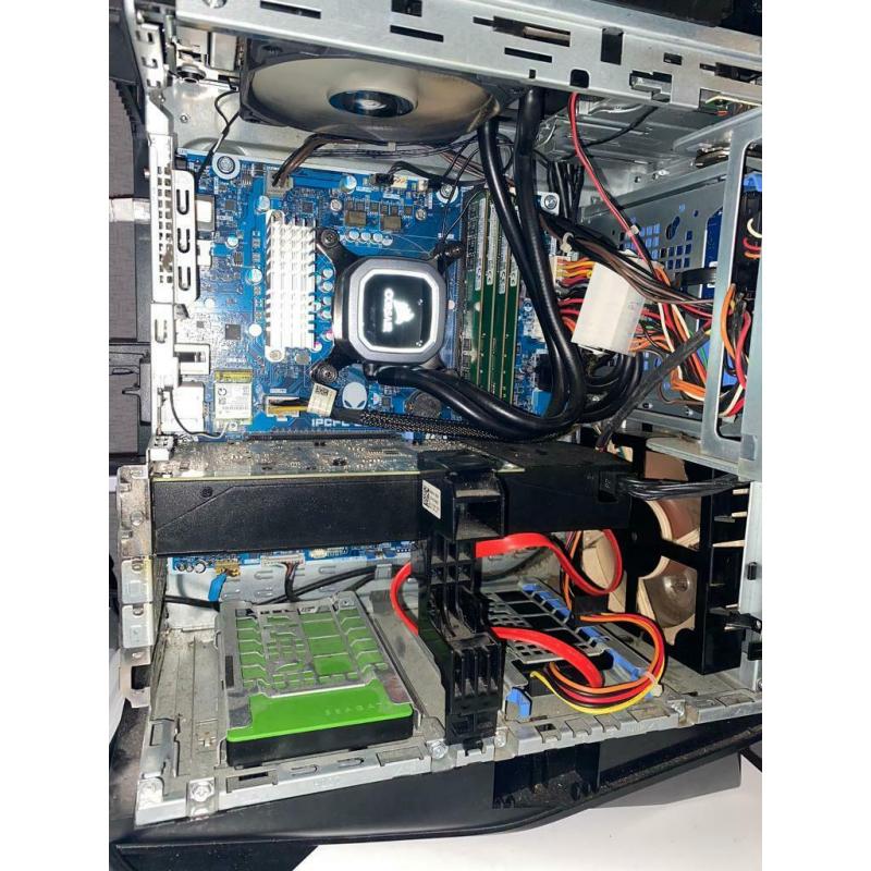Alienware Aroura R7 | i7-8700 CPU | 6 Core | 1060 6GB Ge Force |