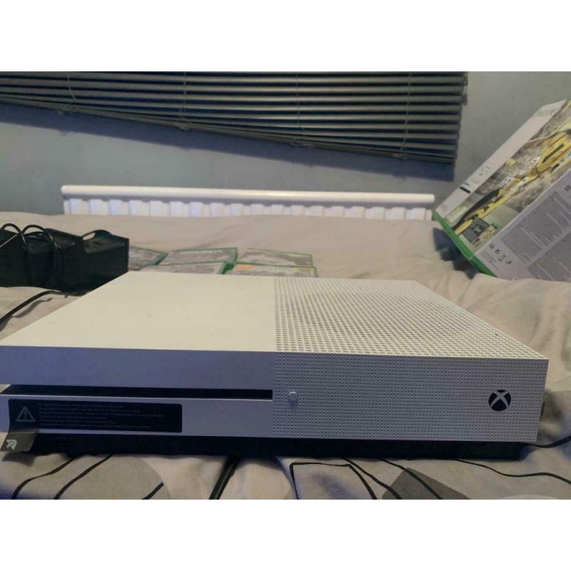 Xbox one S with original box
