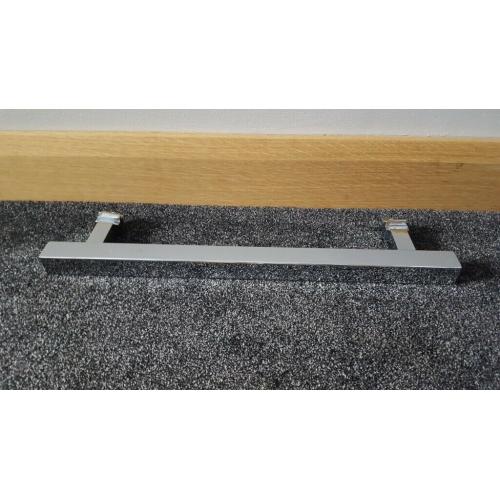 Square chrome towel rail for attaching to radiator
