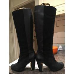 Ladies Leather Boots As new Clarks Leather Boots size 6 block heel with gold trim
