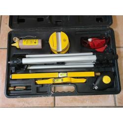 Complete laser levelling kit in a box, never used