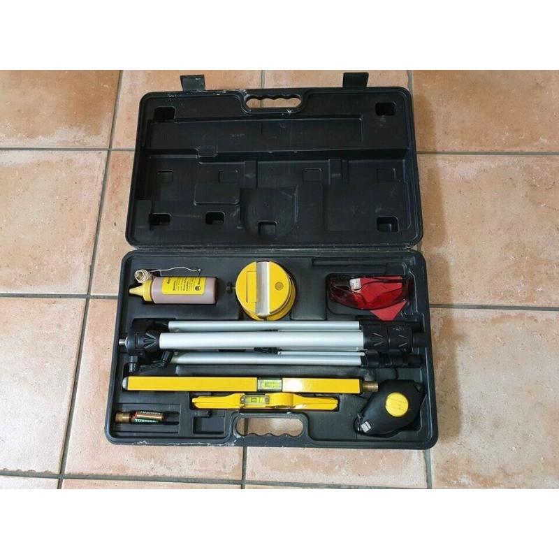 Complete laser levelling kit in a box, never used