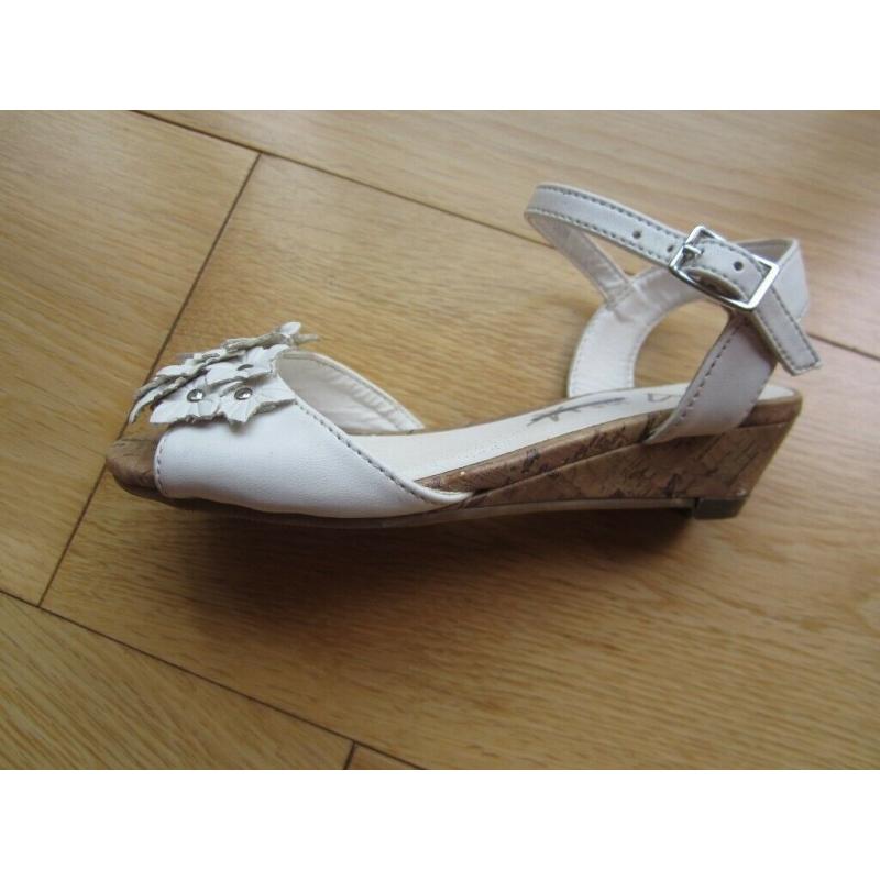 NEXT CHILDRENS TRAINERS & SANDALS ~ SHOES SIZE 9 ~ ?1 FOR BOTH PAIRS