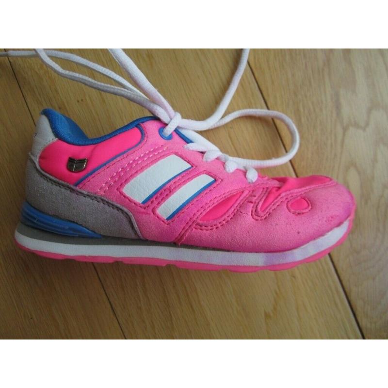 NEXT CHILDRENS TRAINERS & SANDALS ~ SHOES SIZE 9 ~ ?1 FOR BOTH PAIRS