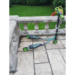 X-rider scissor scooter