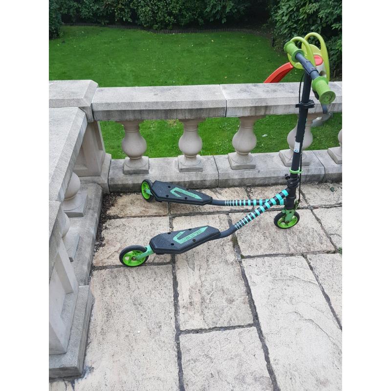 X-rider scissor scooter