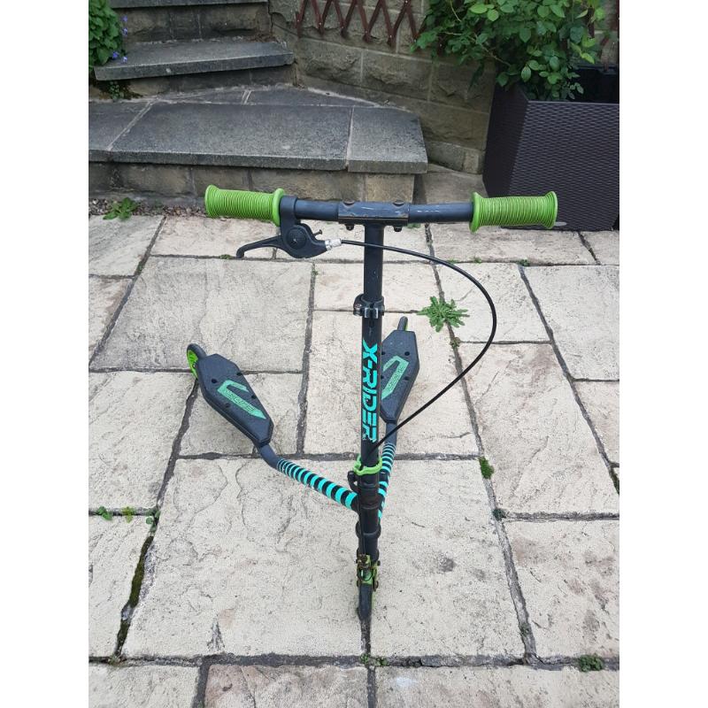X-rider scissor scooter