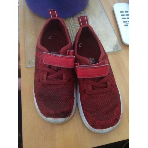 FREE 9F boys Clarks trainers