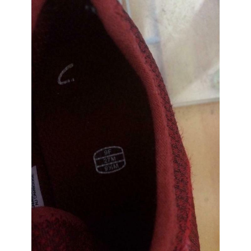FREE 9F boys Clarks trainers