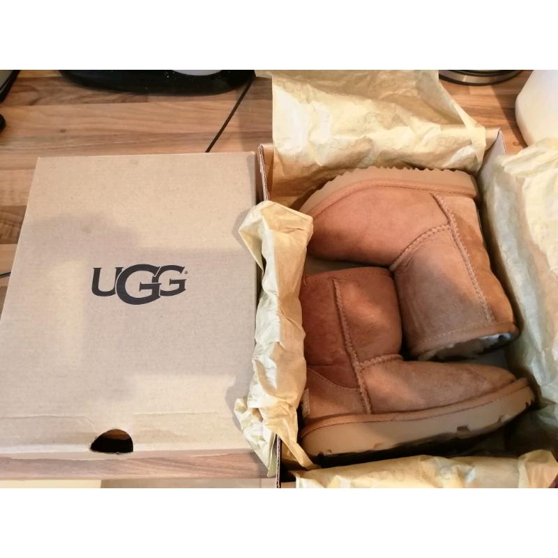 Ugg boots junior size 6 eur 23.5