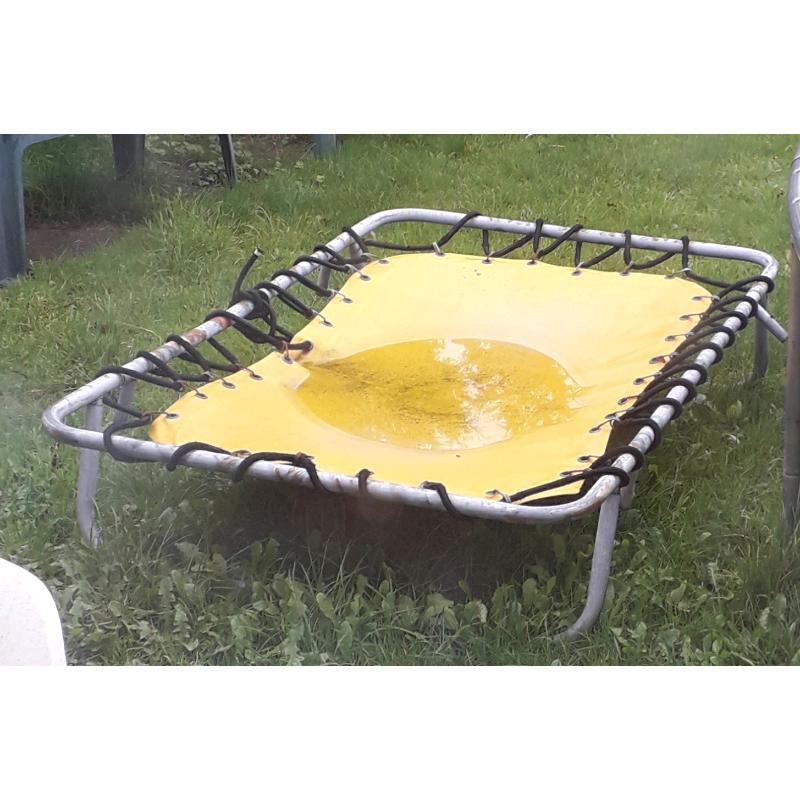 Old style trampoline