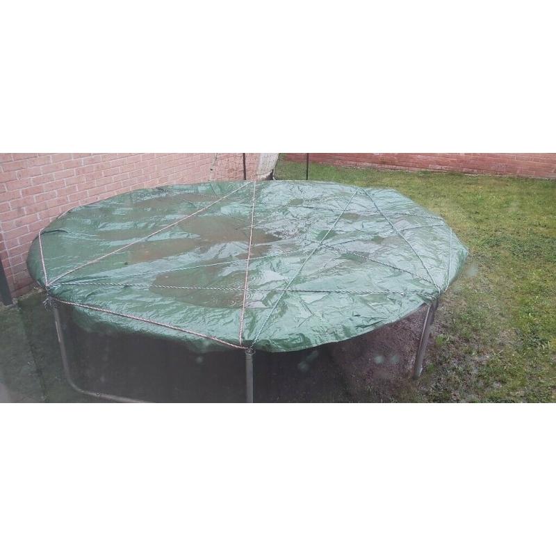 Trampoline 10ft