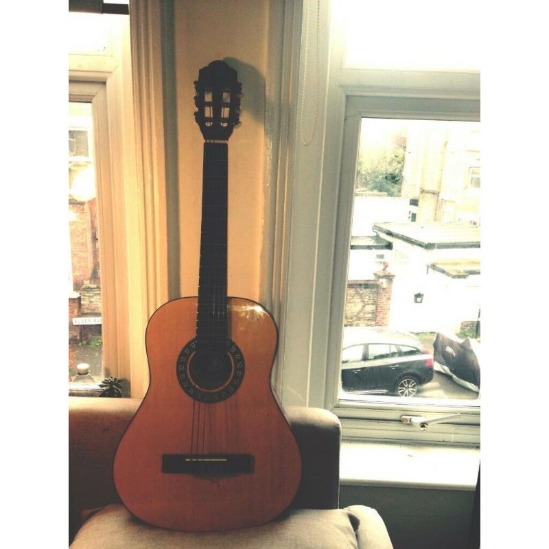 Classical 3/4 acoustic guitar - ?30