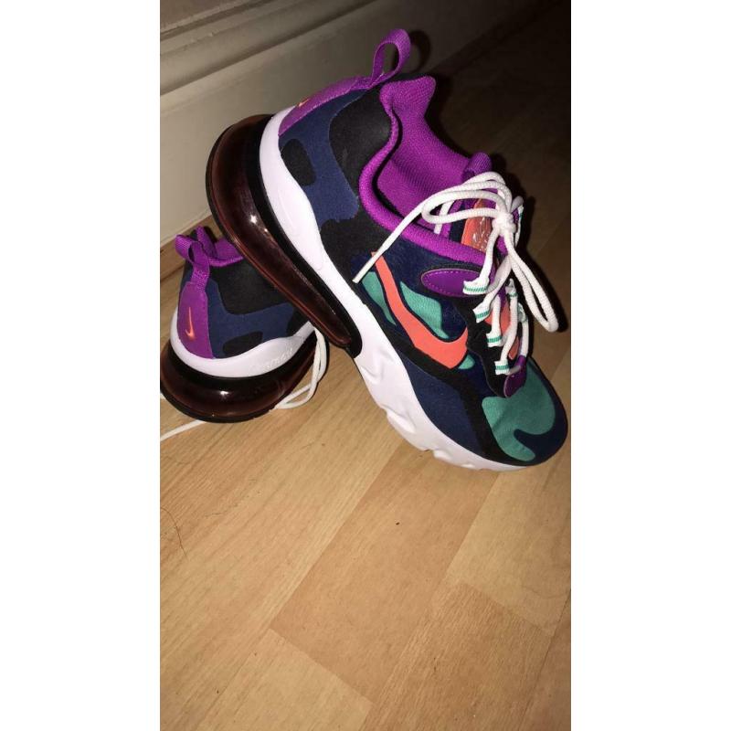 Nike 270 react