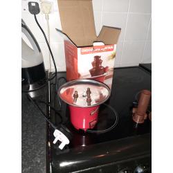 Chocolate fountain