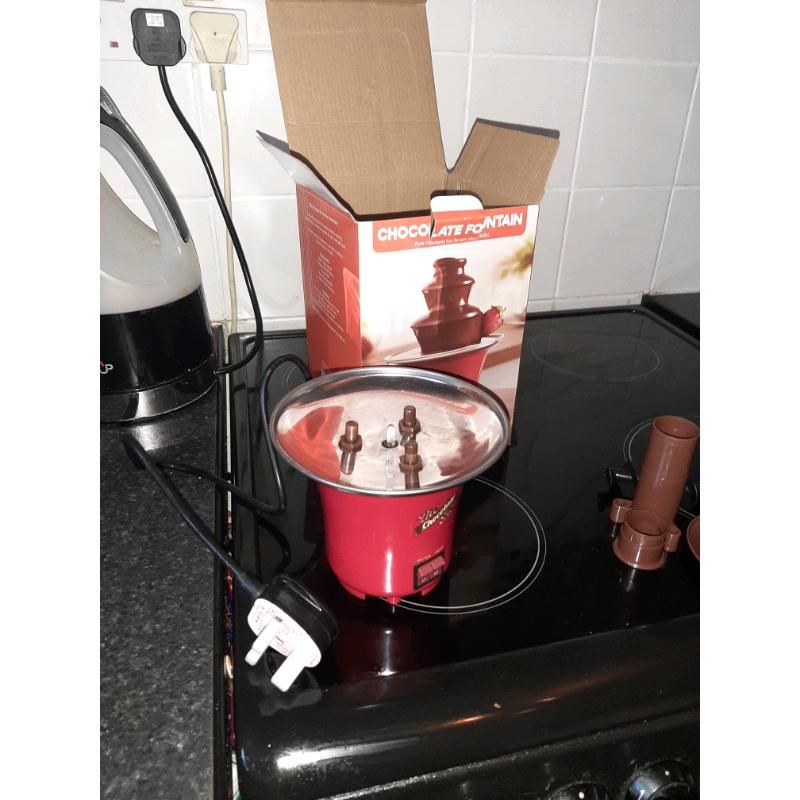 Chocolate fountain