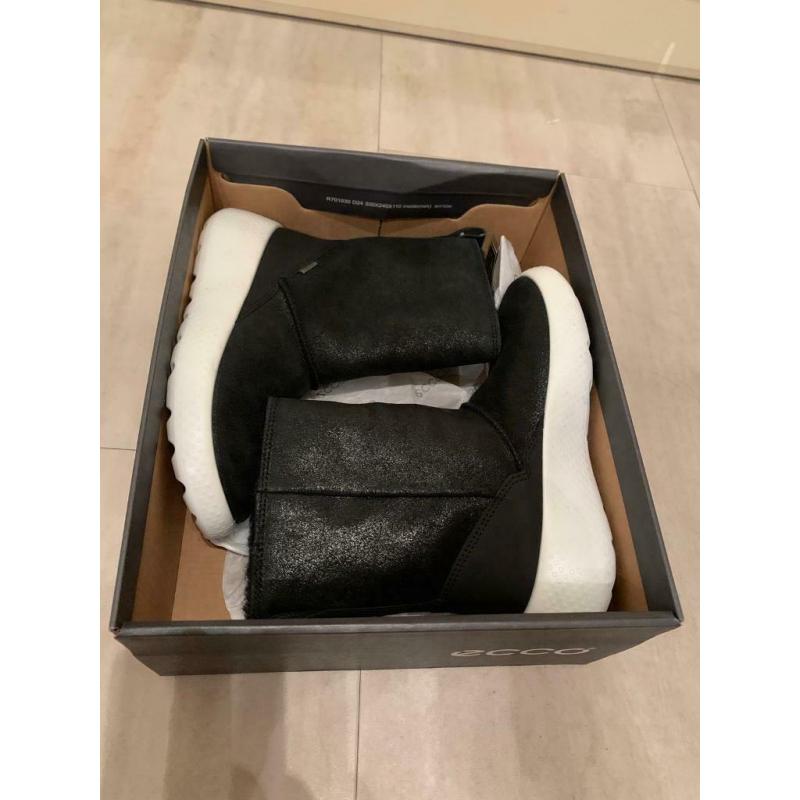 Children?s Ecco goretex boots